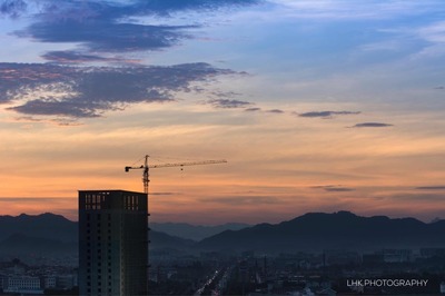 義烏暮色 遲到的邂逅，不變的驚艷